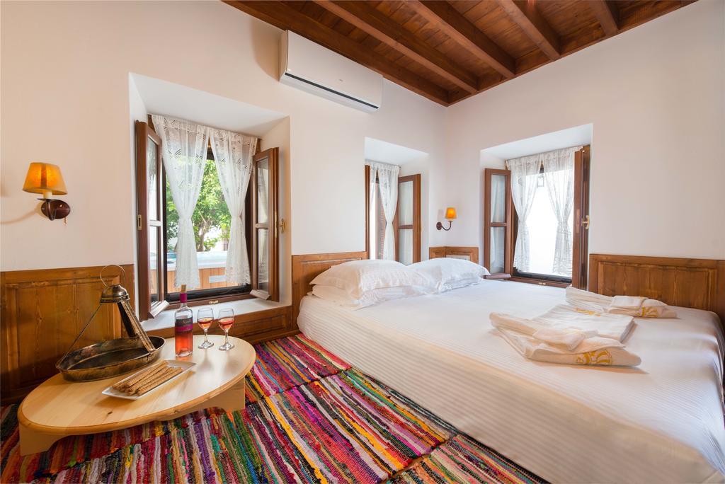 Villa Eftihia In Lindos Buitenkant foto