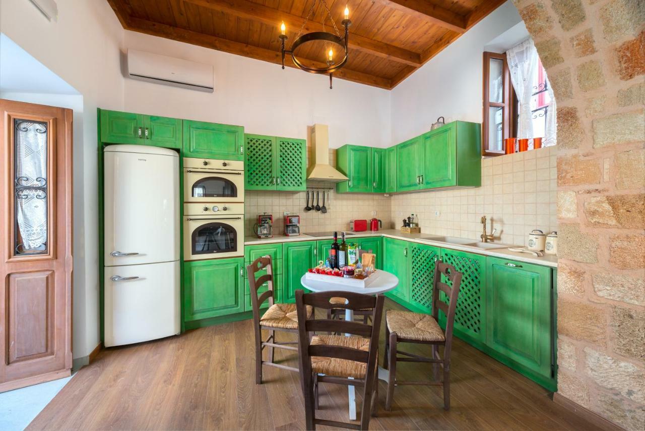 Villa Eftihia In Lindos Buitenkant foto